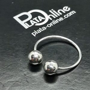 Anillo de plata abierto con 2 bolas de 6mm. Diámetro 17mm.