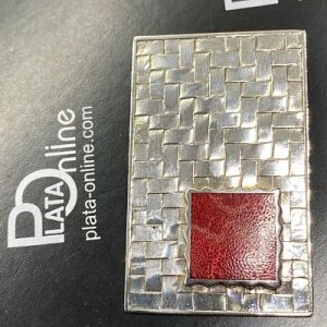 Colgante de plata, CORAL cuadrado de 1,4mm sobre rectángulo trenzado 30mm x 47mm