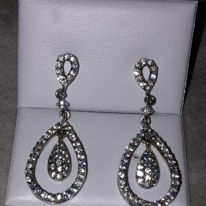 Pendientes de plata. Lágrimas de circonitas. Largo 40mm.